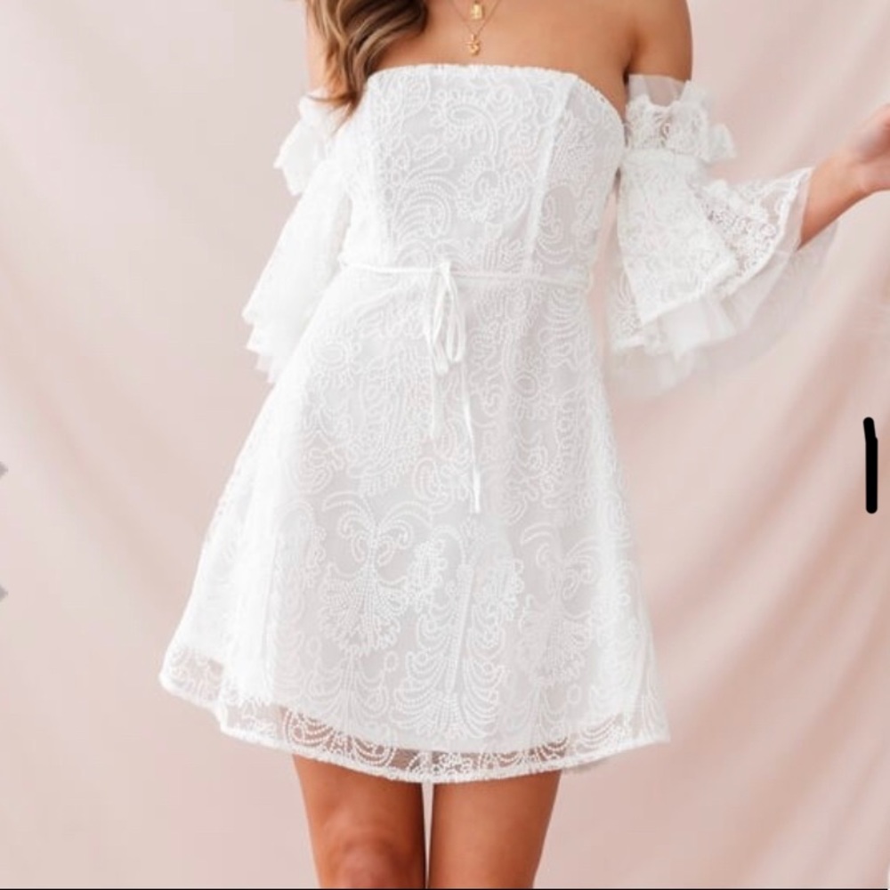 Anna Bell Sleeve Embroidery Dress White XS